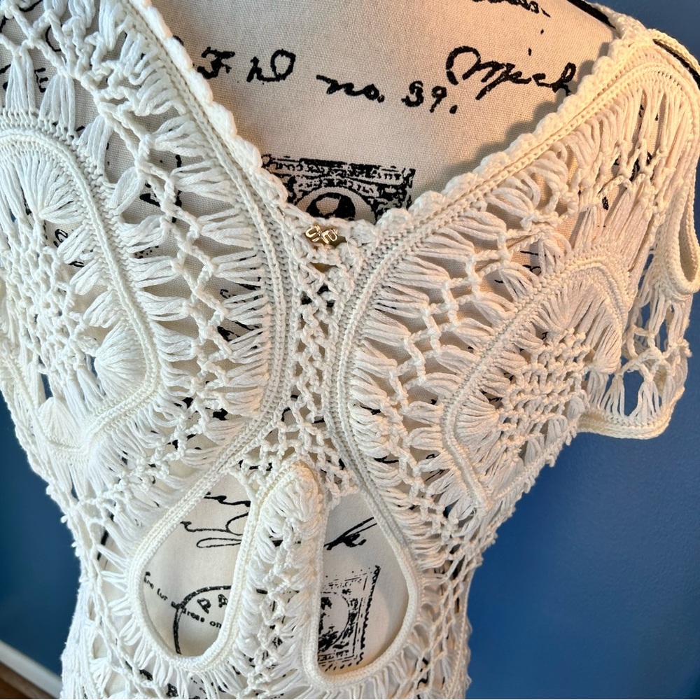 Python Cold Shoulder Crochet Tunic - image 3